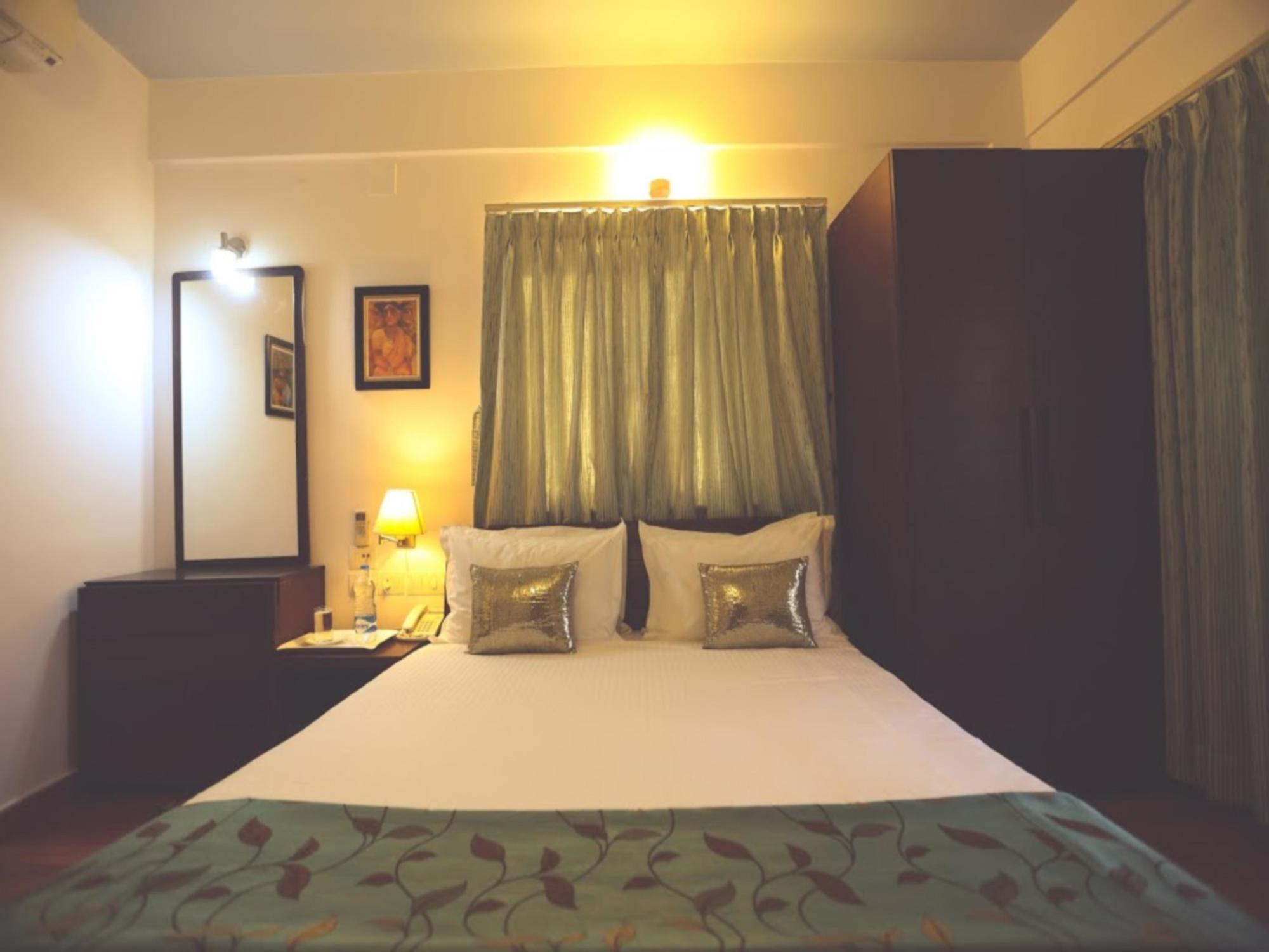 Hotel Casa Broadway Calcutta Exterior foto